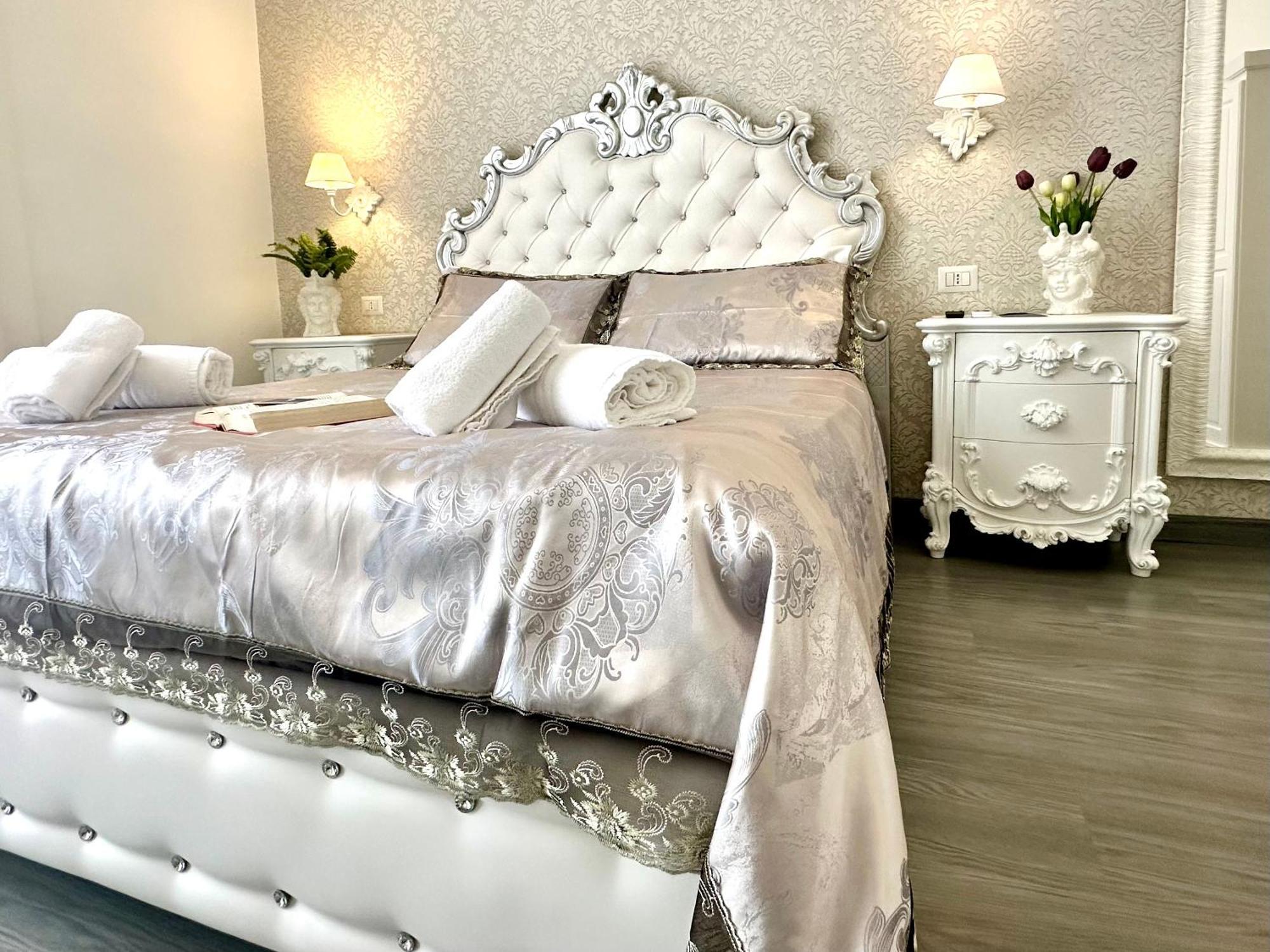 Palazzo Chiatamone Hotell Napoli Eksteriør bilde