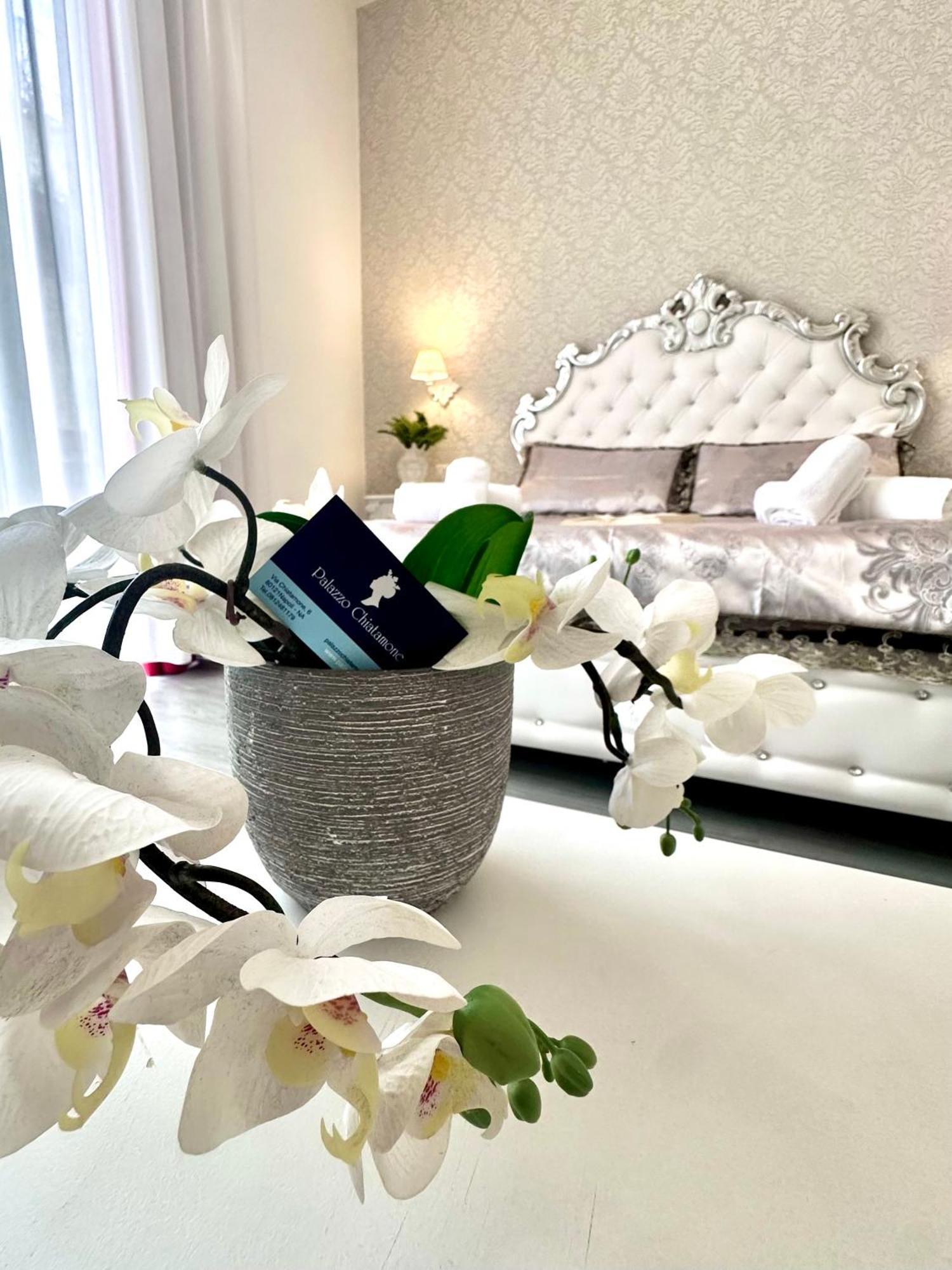 Palazzo Chiatamone Hotell Napoli Eksteriør bilde