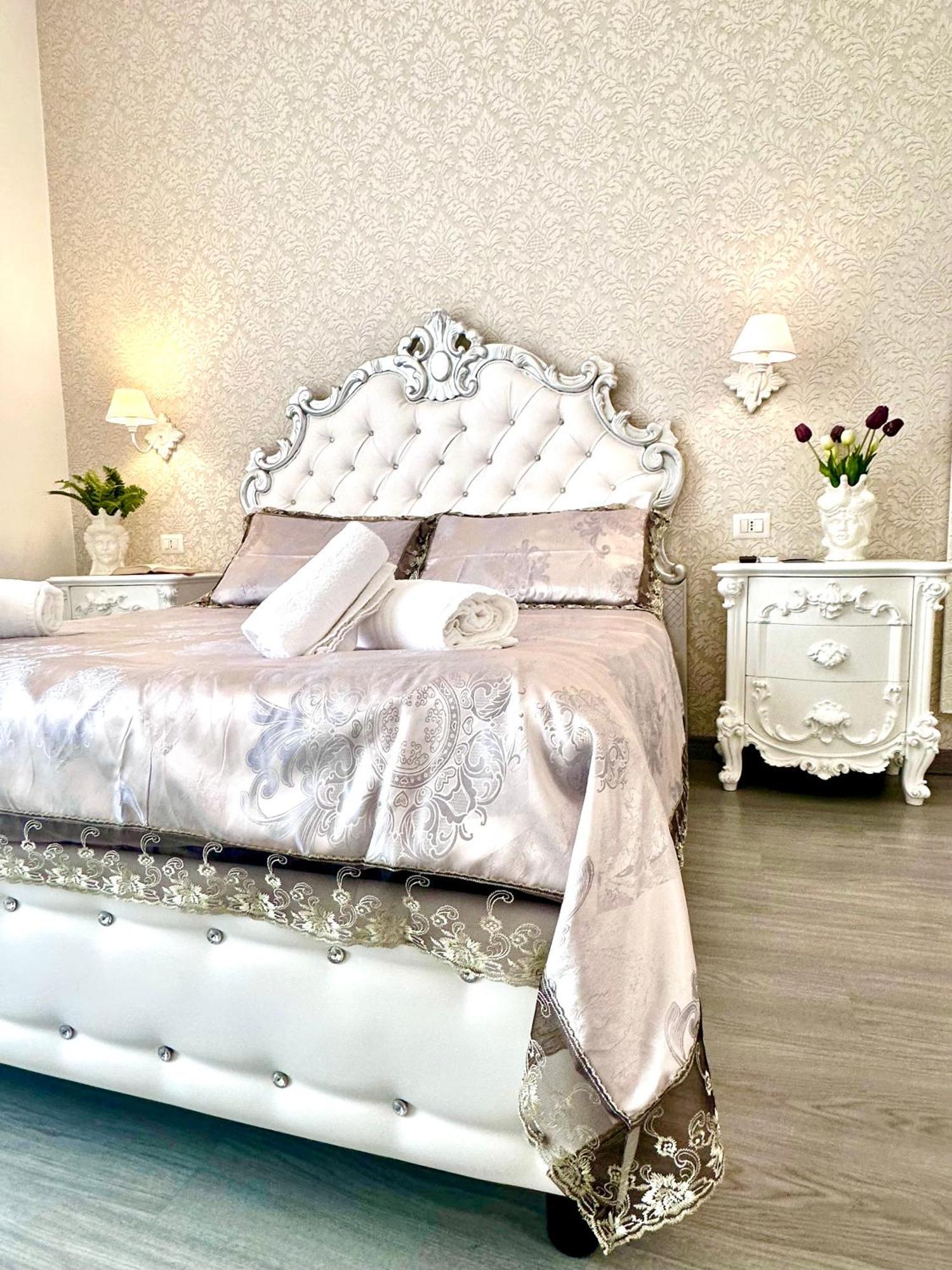 Palazzo Chiatamone Hotell Napoli Eksteriør bilde