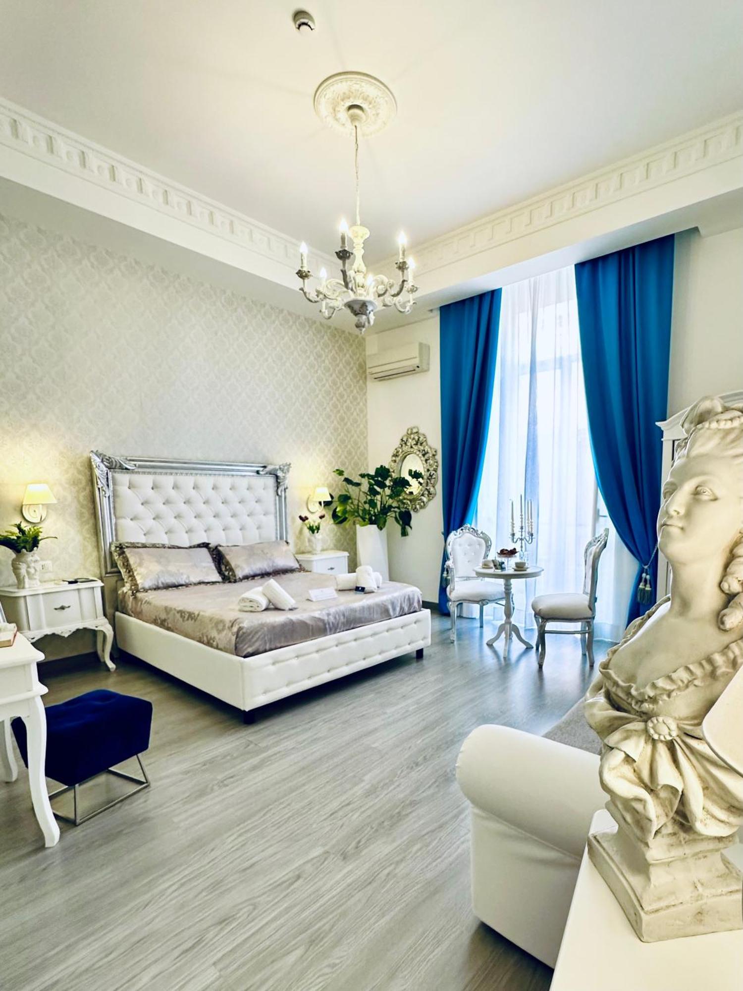 Palazzo Chiatamone Hotell Napoli Eksteriør bilde