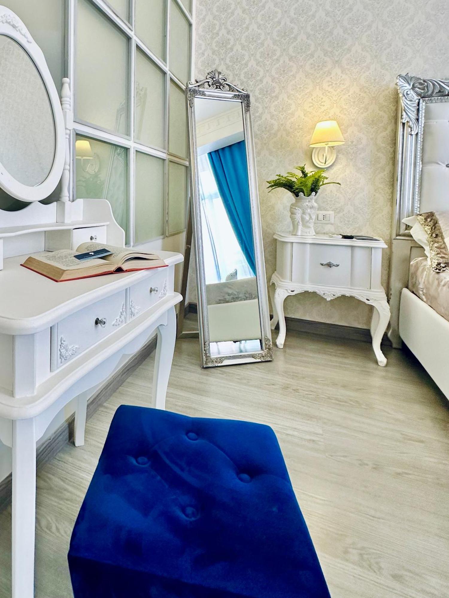 Palazzo Chiatamone Hotell Napoli Eksteriør bilde